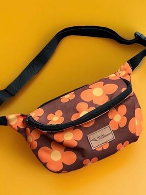 70s Floral Mt Van Hoevenberg Belt Bag Fanny Pack